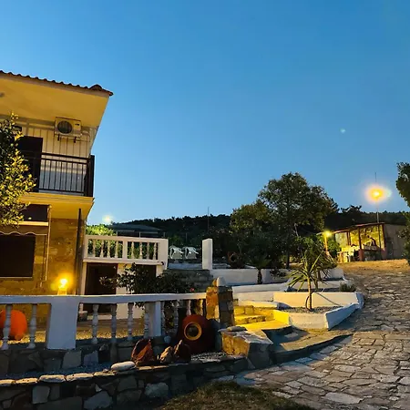 بيت ضيافة Faidrahouse