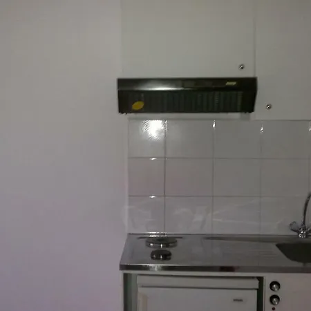 Gasthuis Faidrahouse Alikí